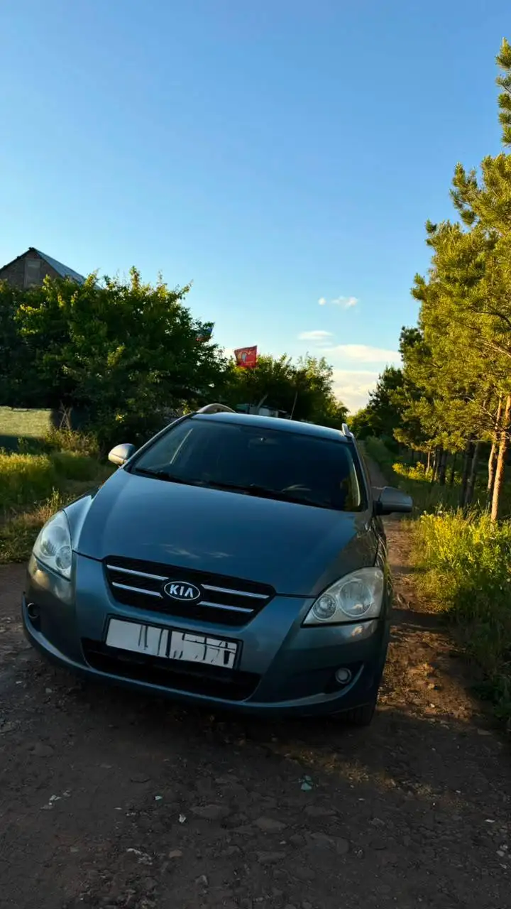8 год 1.6 кондей - Легковые автомобили (Авто) в Саратов
