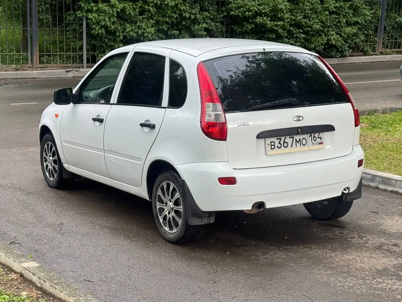 Lada Kalina 1.6 МТ 8кл 2009 - Легковые автомобили (Авто) в Саратов