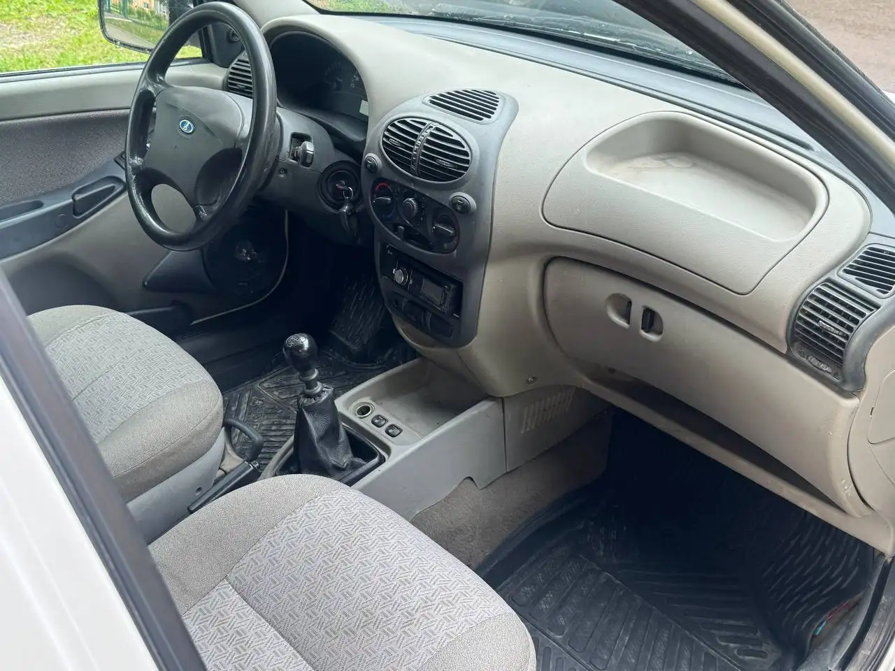Lada Kalina 1.6 МТ 8кл 2009 - Легковые автомобили (Авто) в Саратов