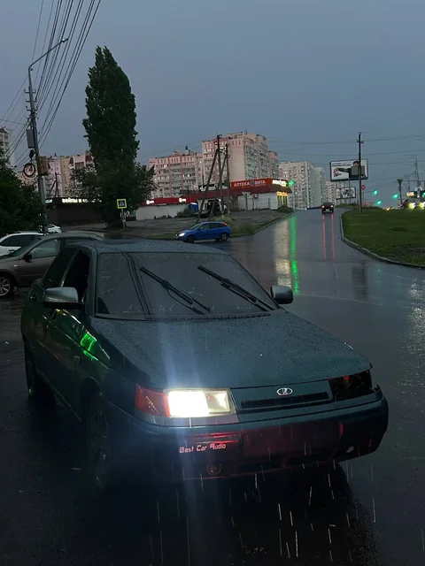 ВАЗ 2110 1997 года - Запчасти для ВАЗ в Саратов