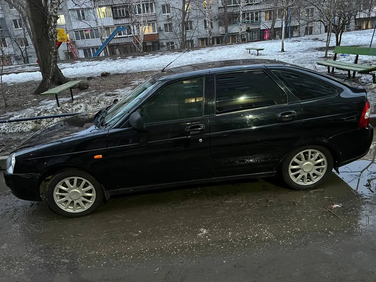Продажа/обмен автомобиля 2012 года - Легковые автомобили (Авто) в Саратов
