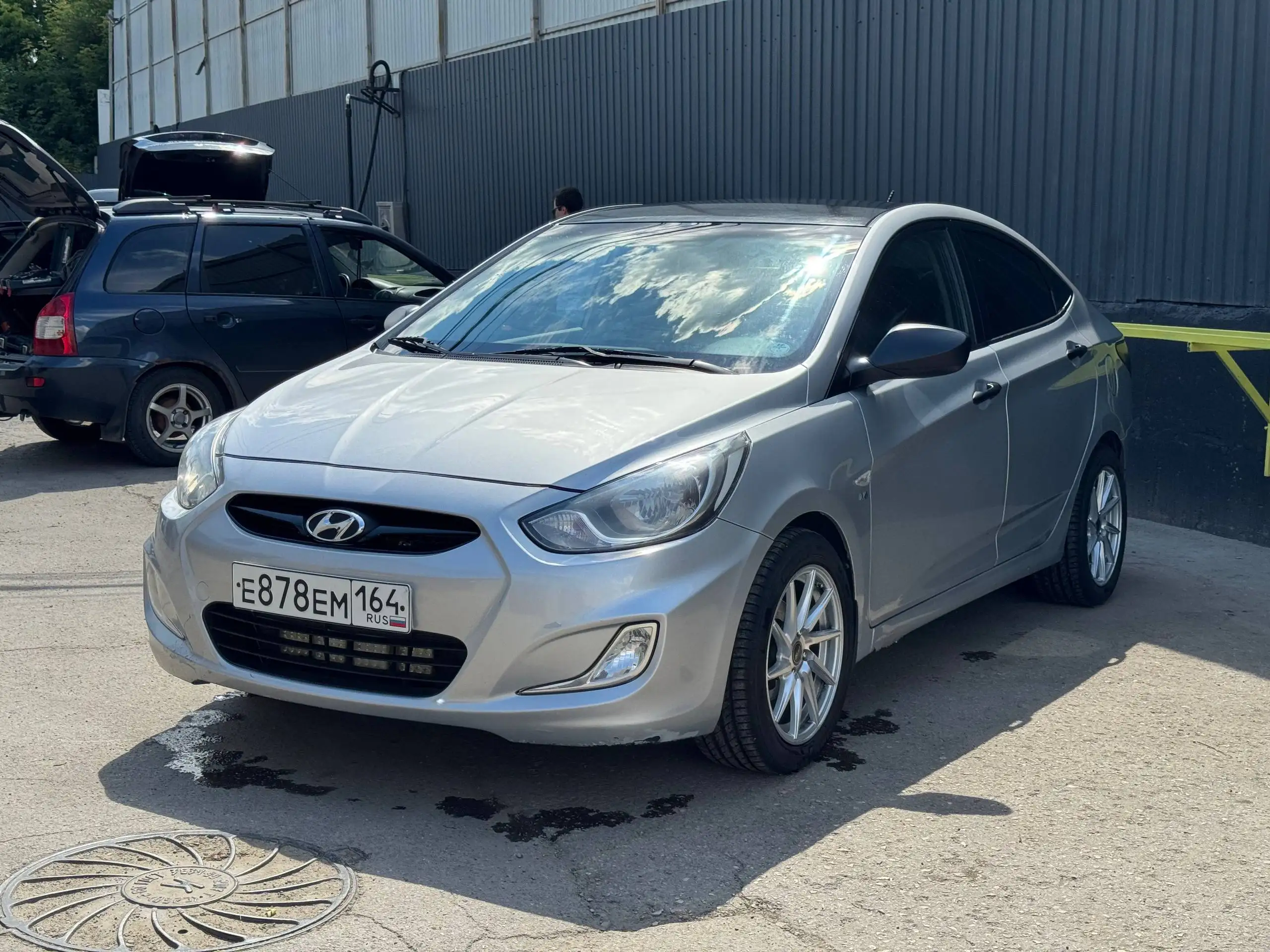 Хендай Солярис 2012 АКПП - Легковые авто (Авто) в Саратов