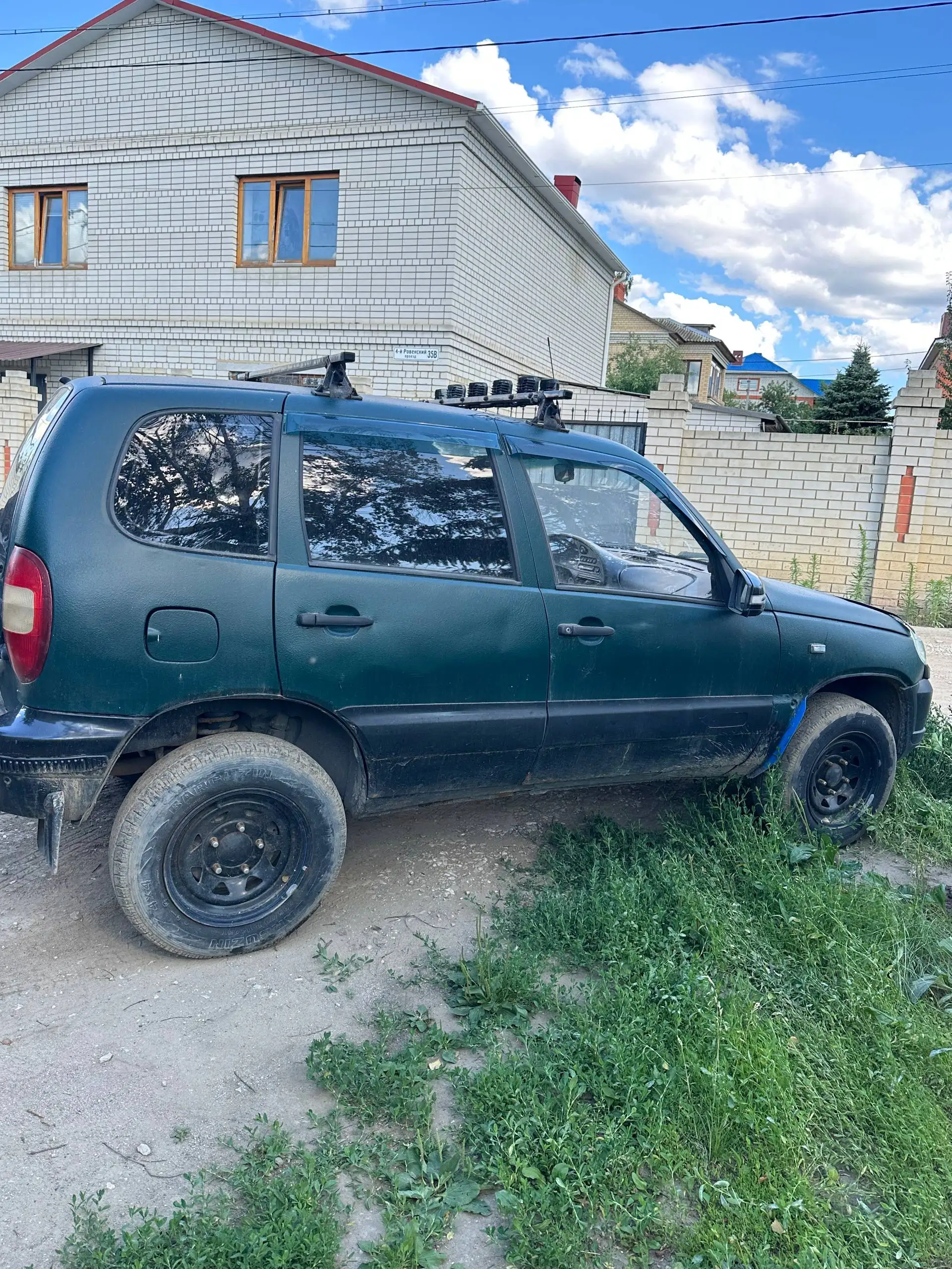 Продажа Niva Chevrolet 2004 года - Легковые автомобили (Авто) в Саратов
