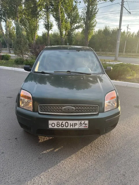 Ford Fusion 2005 года - Легковые автомобили в Саратов