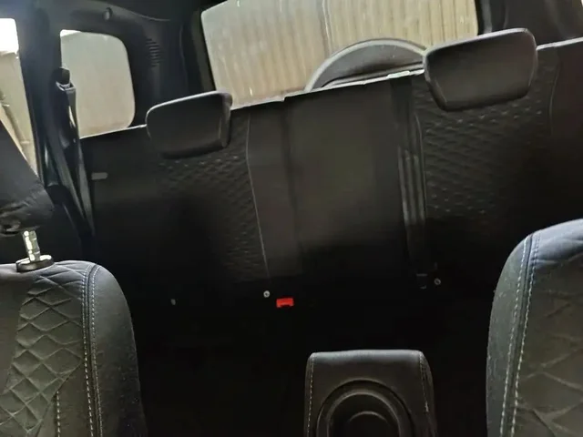 Продам Ниву Тревел - Легковые автомобили в Саратов