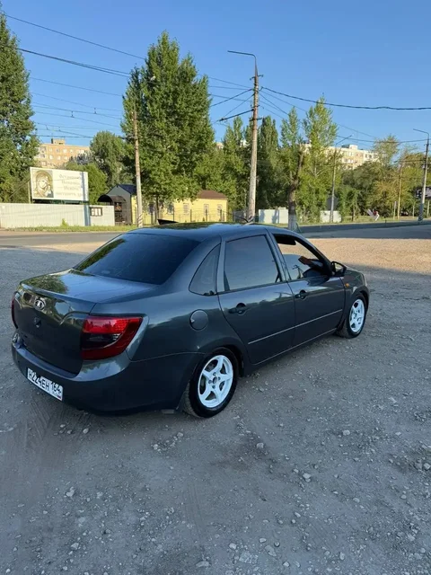 Продажа авто 2015 года - Аккумуляторы в Энгельс