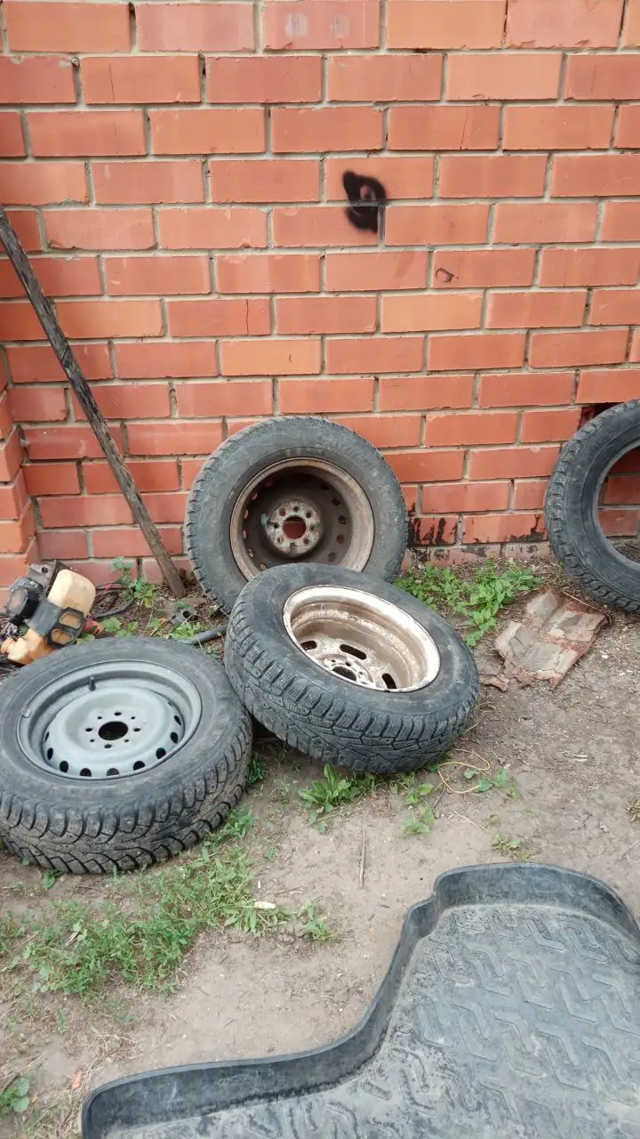 Шина R13 по 350р - Шины и диски (Авто) в Саратов
