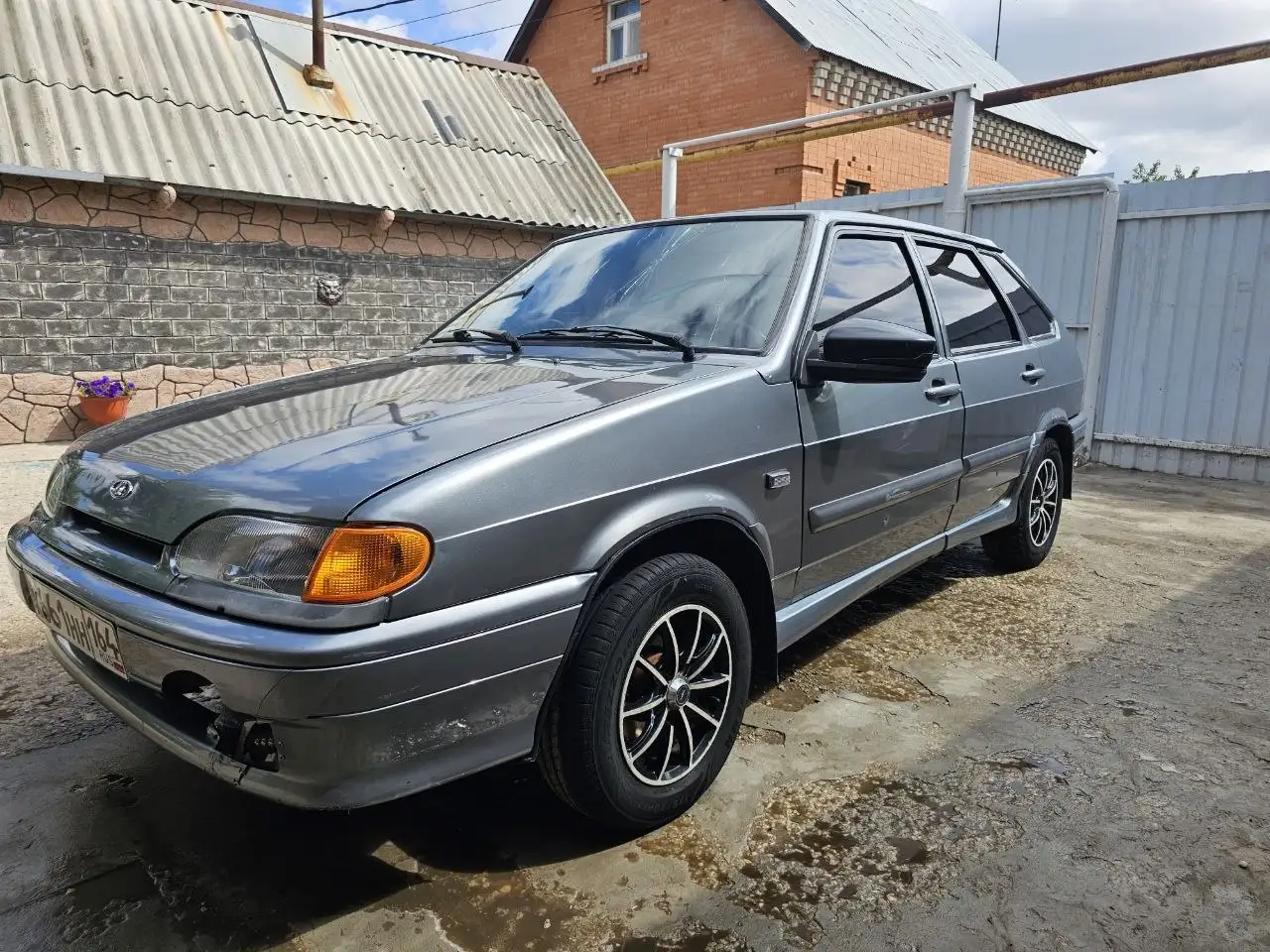 ВАЗ 2114 2011 года в хорошем состоянии в Саратове - Легковые автомобили (Авто) в Саратов