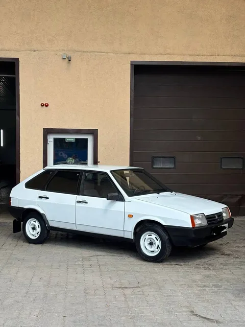 ВАЗ 2109 1998 года - Легковые автомобили в Саратов