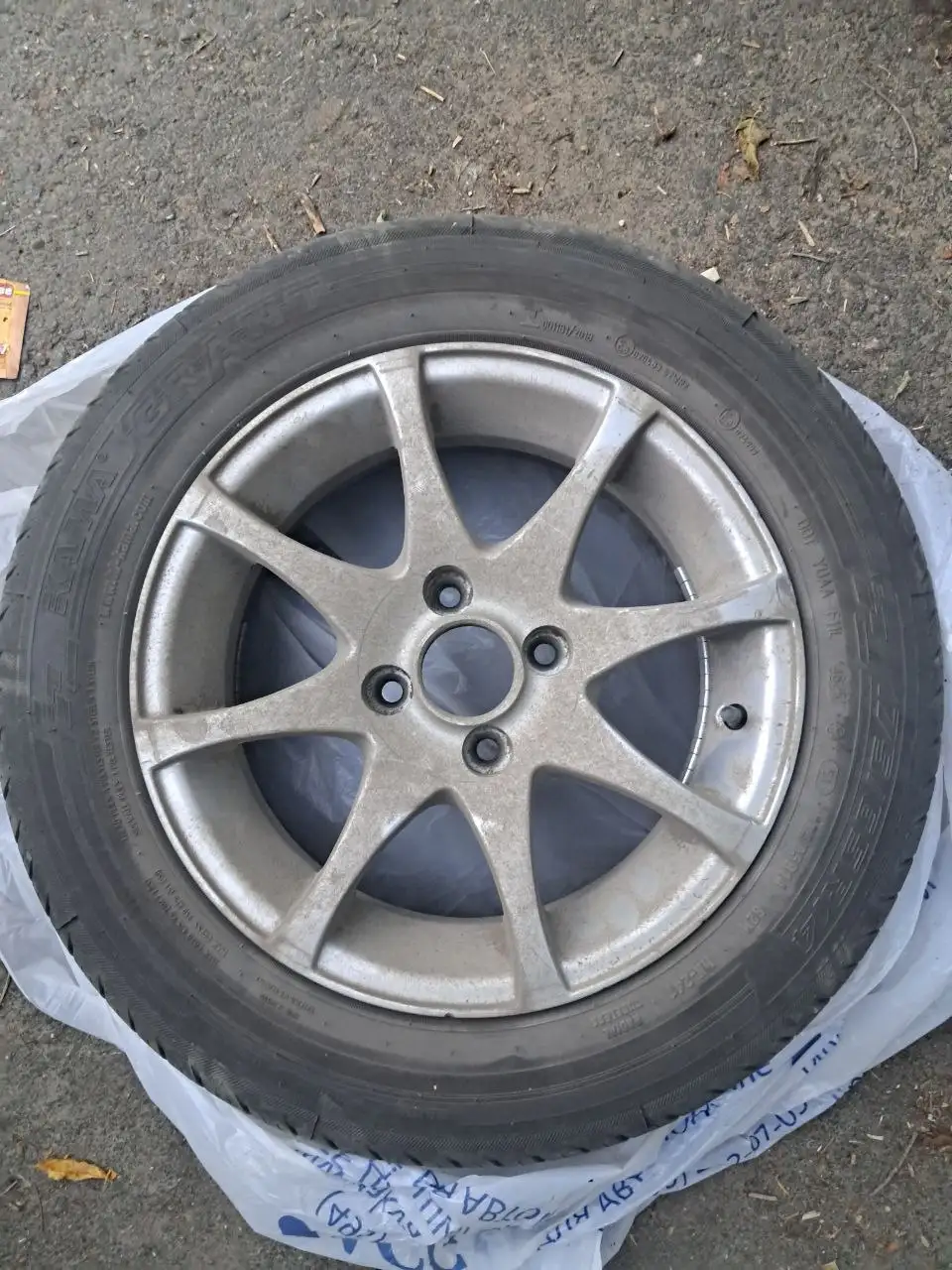 Новые колеса r14 - Колеса и шины (Авто) в Саратов