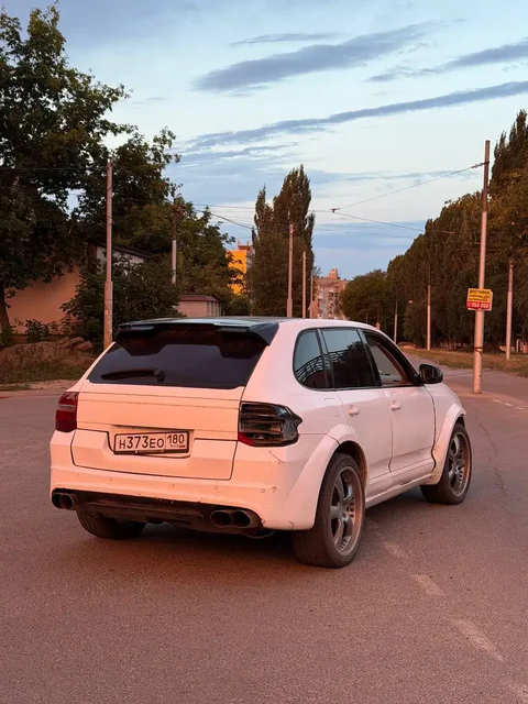 Продам выхлопную систему 4.5 - Авто в Саратов