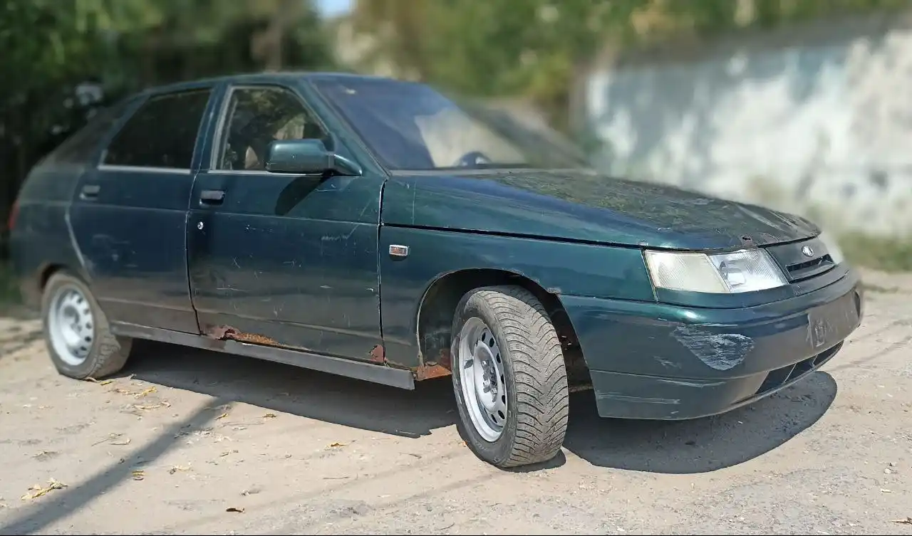 Продажа автомобиля 2001 года выпуска