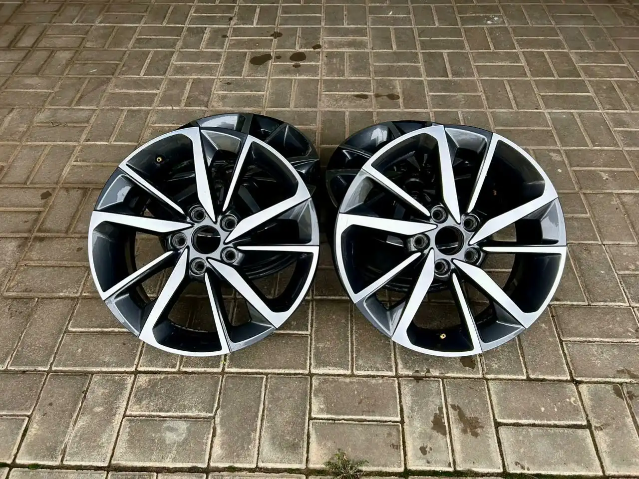 Диски литые на Geely