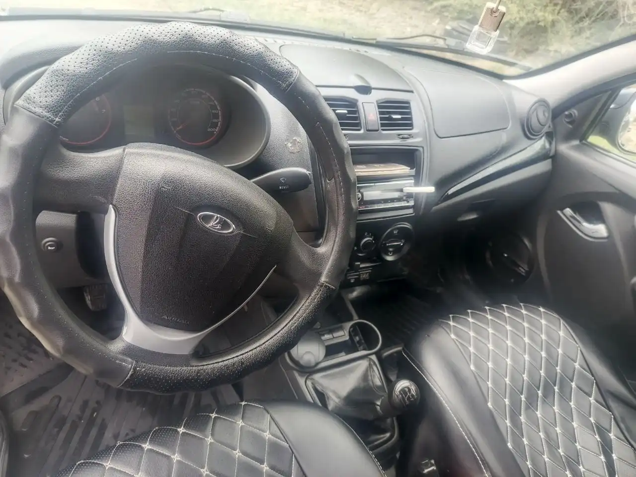 Продам Ваз Калина 2013 года