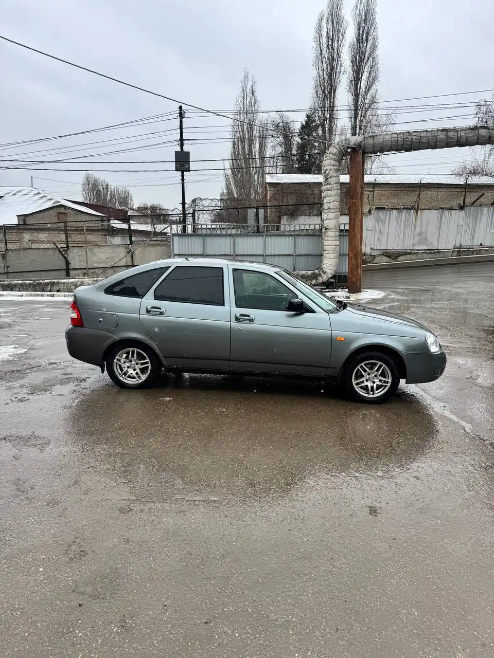 Продажа автомобиля 2008 года выпуска, комплектация люкс