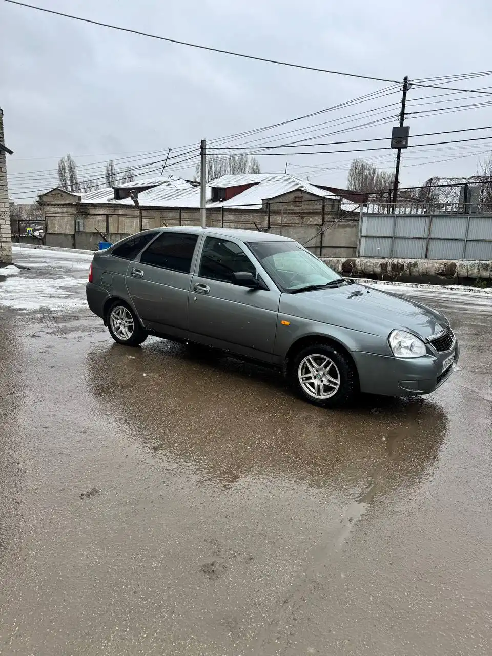 Продажа автомобиля 2008 года выпуска, комплектация люкс