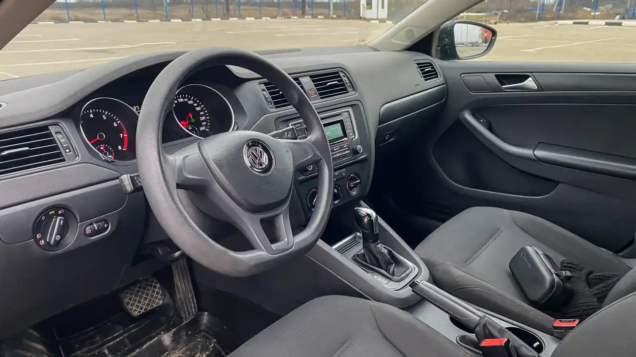 Volkswagen Jetta 2016 года