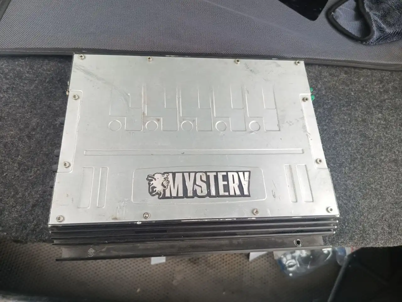 Продажа дисков с автомобиля