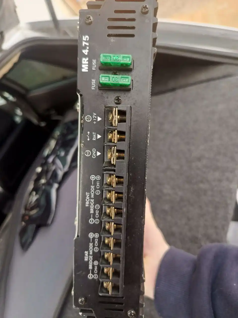 Продажа дисков с автомобиля