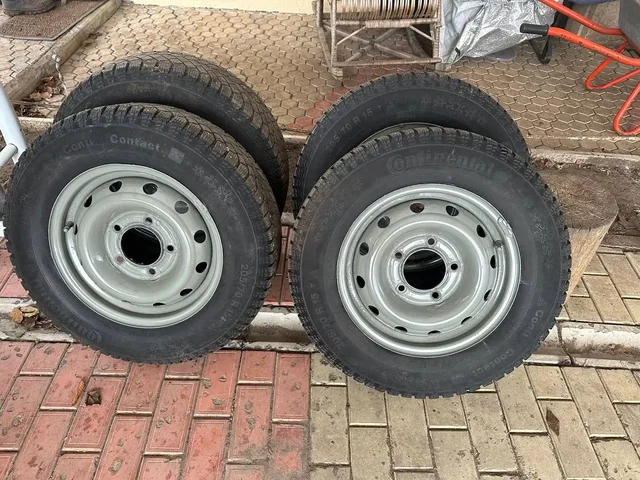 Продам колеса на Ниву - Запчасти в Саратов