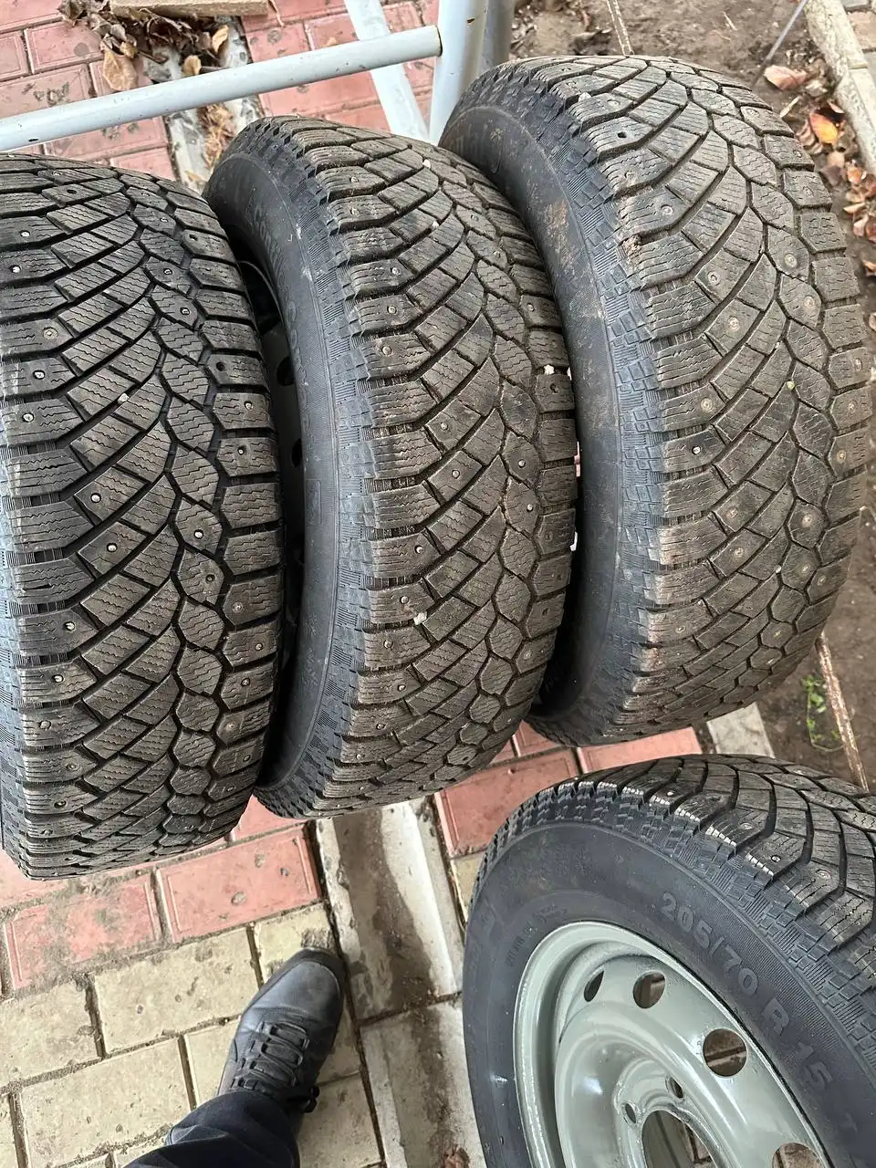 Продам колеса на Ниву