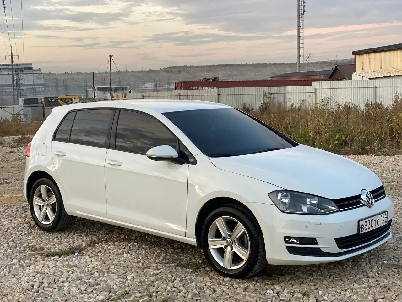 Продажа Volkswagen Golf 1.4 DSG