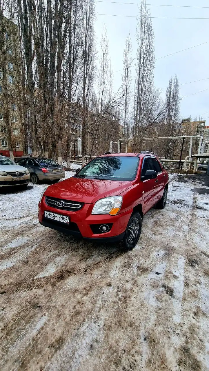 Продажа автомобиля 10 лет, передний привод, механика