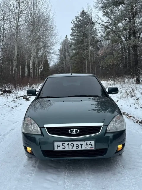 Продажа Lada Priora 2009 года, 1 хозяин, кондиционер, резина Hankook - частное объявление в Саратов