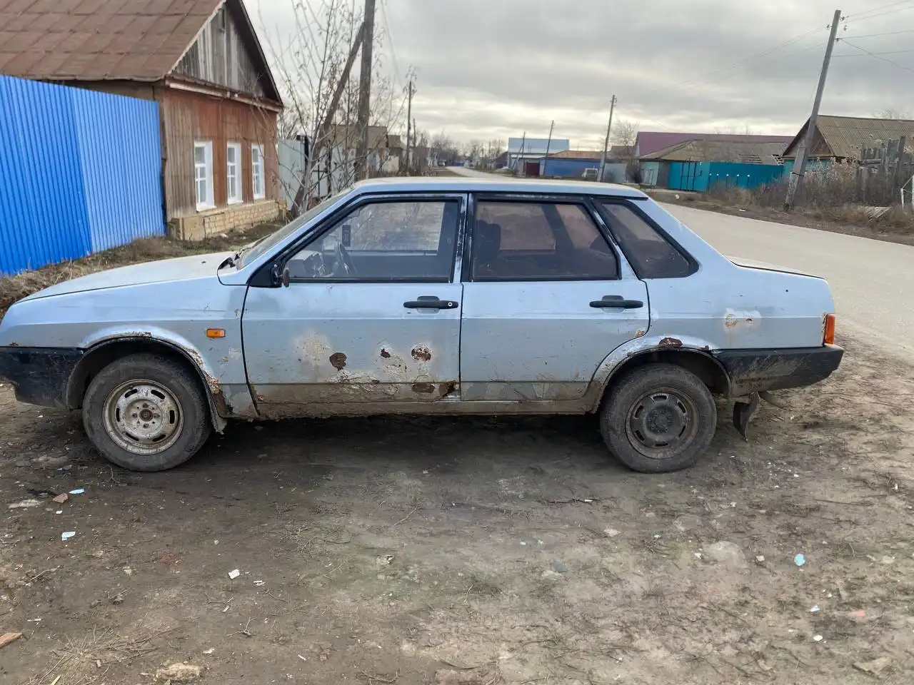 ВАЗ 21099 2001 года с проблемой зажигания