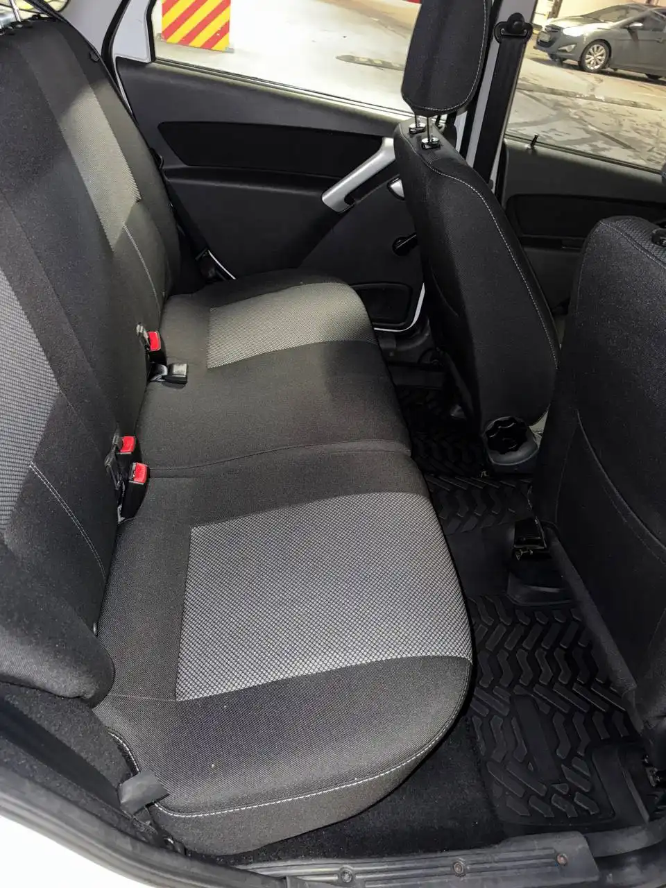 Продажа Лада Гранта 2017 года с автоматом