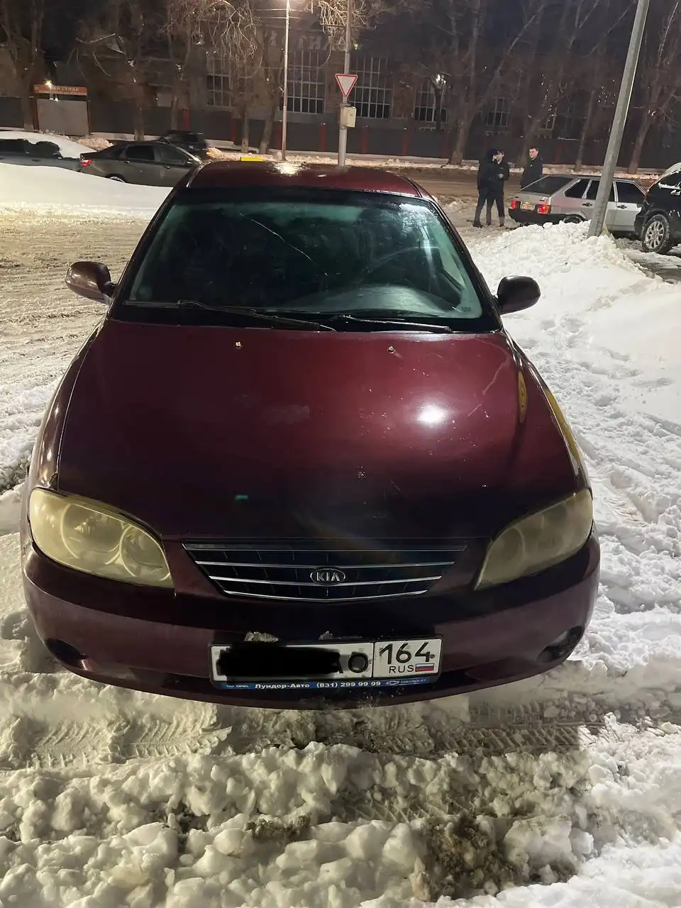 Продам автомобиль 2006 года