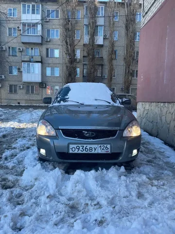 Хэчбек 2012 года с кондиционером и капитальным двигателем - Авто в Саратов