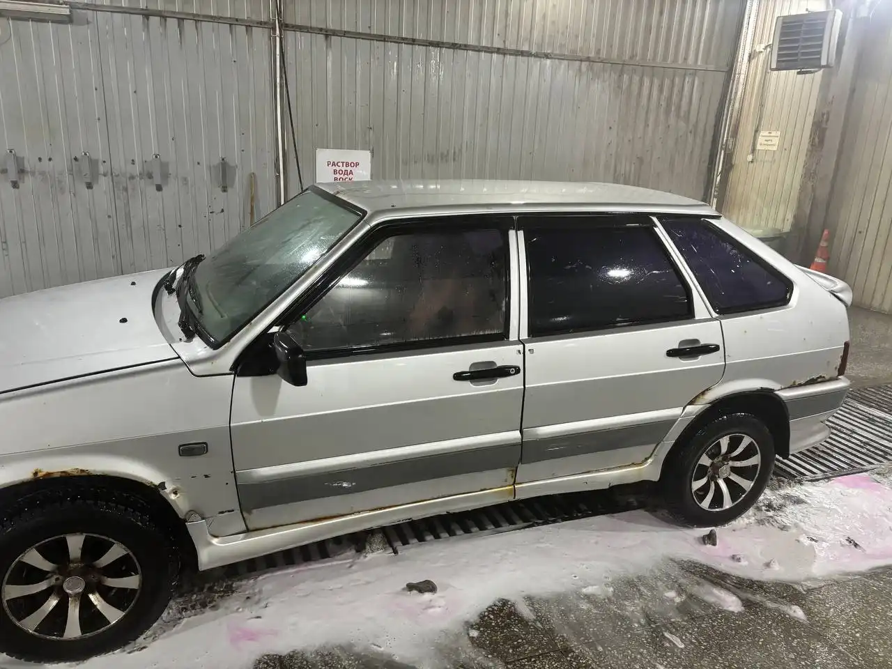 ВАЗ 2114 с документами в хорошем состоянии