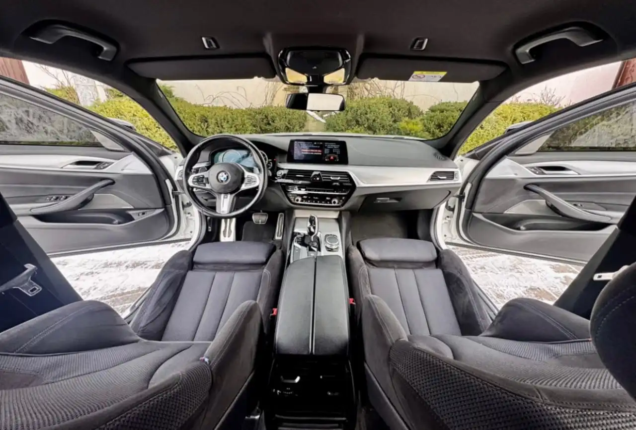 Продается BMW 5 Series 2017 года (G30) 530i xDrive с M Package - Авто в Саратов