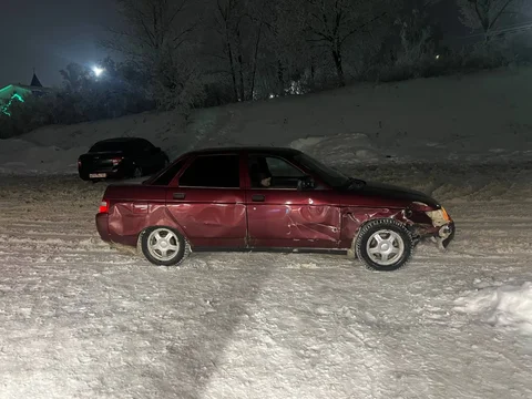 Разбор автомобиля ВАЗ 2110 - Внедорожник в Саратов