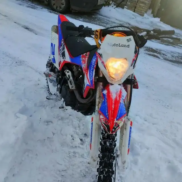 Продам эндуро мотоцикл 2023 года - Мотоциклы (Авто) в Саратов