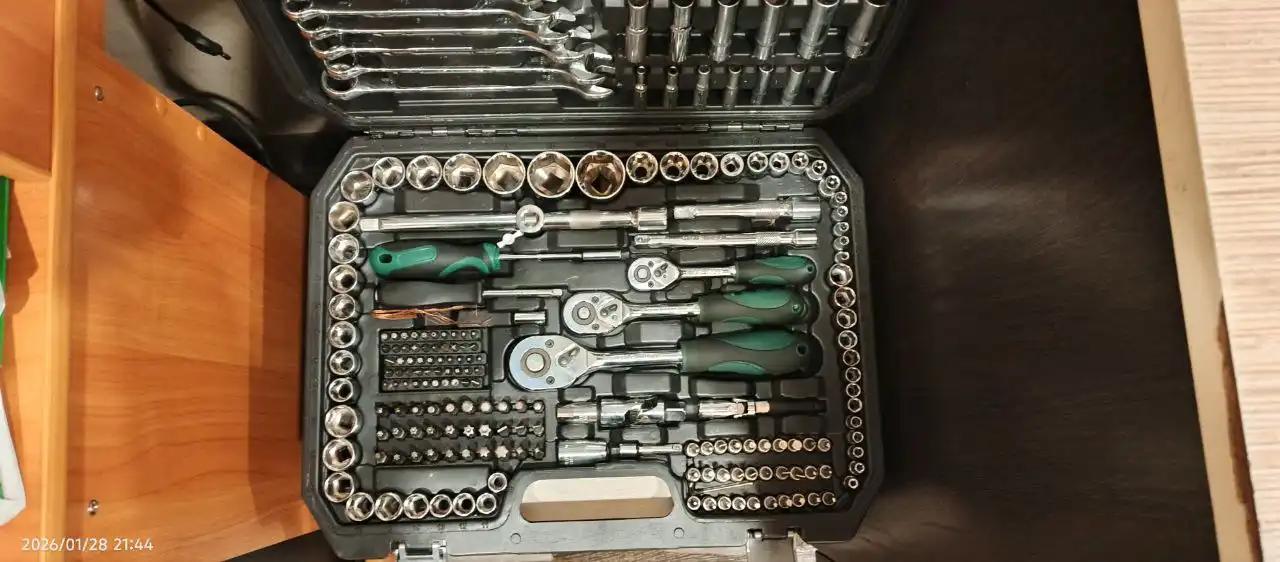 Продам набор - Барахолка в Саратов