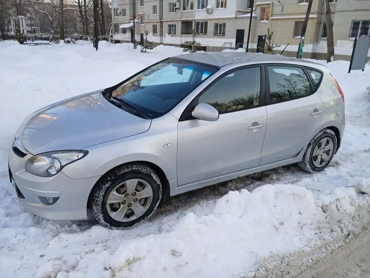 Продам автомобиль Ай 30 с дв. 1.6, автомат, с 2011 года - Легковые автомобили (Авто) в Саратов