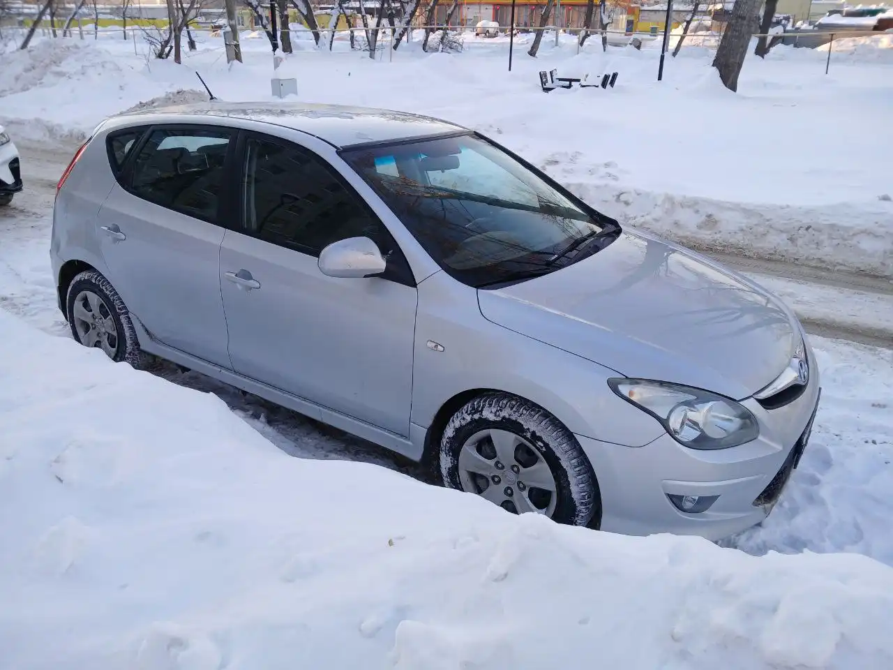 Продам автомобиль Ай 30 с дв. 1.6, автомат, с 2011 года - Легковые автомобили (Авто) в Саратов