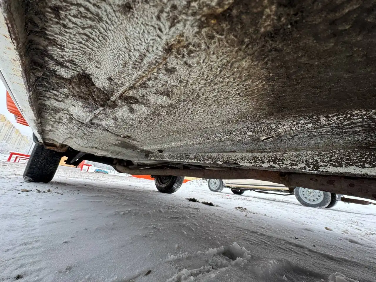 Продажа автомобиля 2003 года - Авто в Саратов