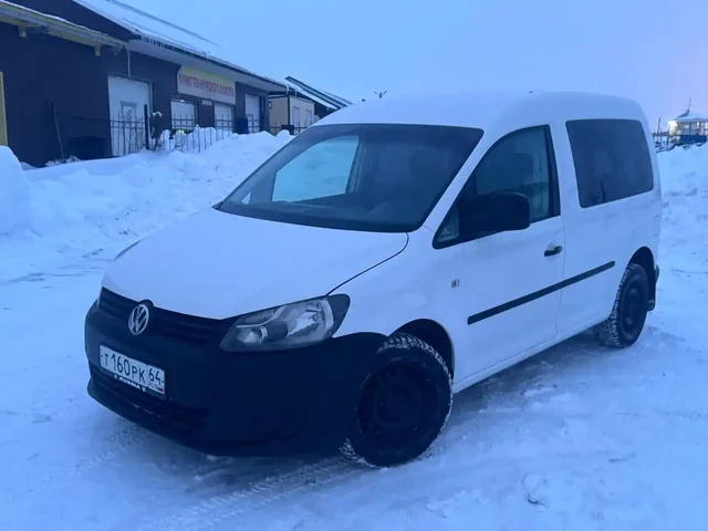 Volkswagen Caddy 2012 года - Авто в Саратов