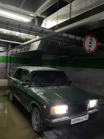 Продажа автомобиля ВАЗ-2107 в Саратове - Легковые автомобили в Саратов