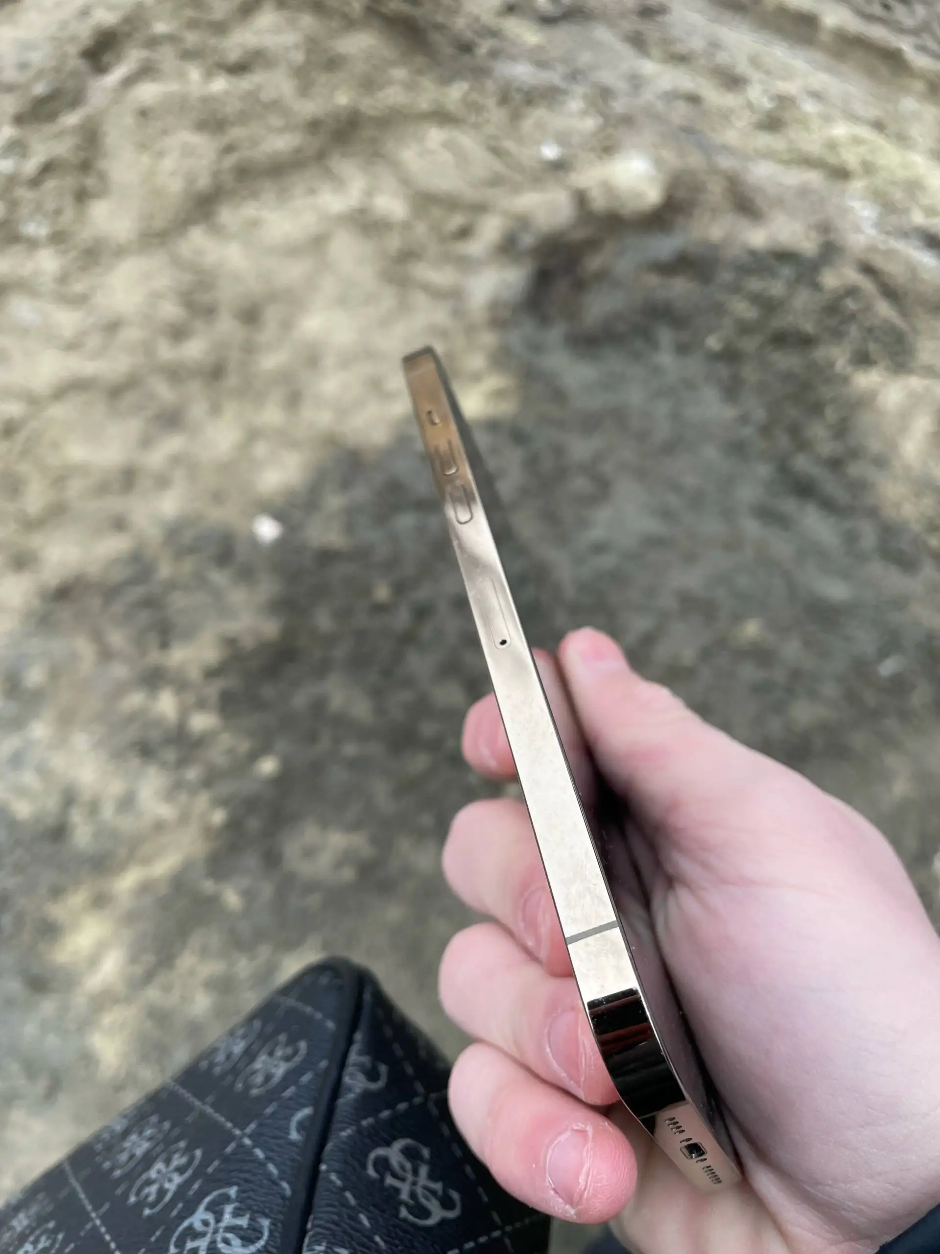 Обмен iPhone 12 Pro Max на автомобиль - Обмен (Авто) в Саратов