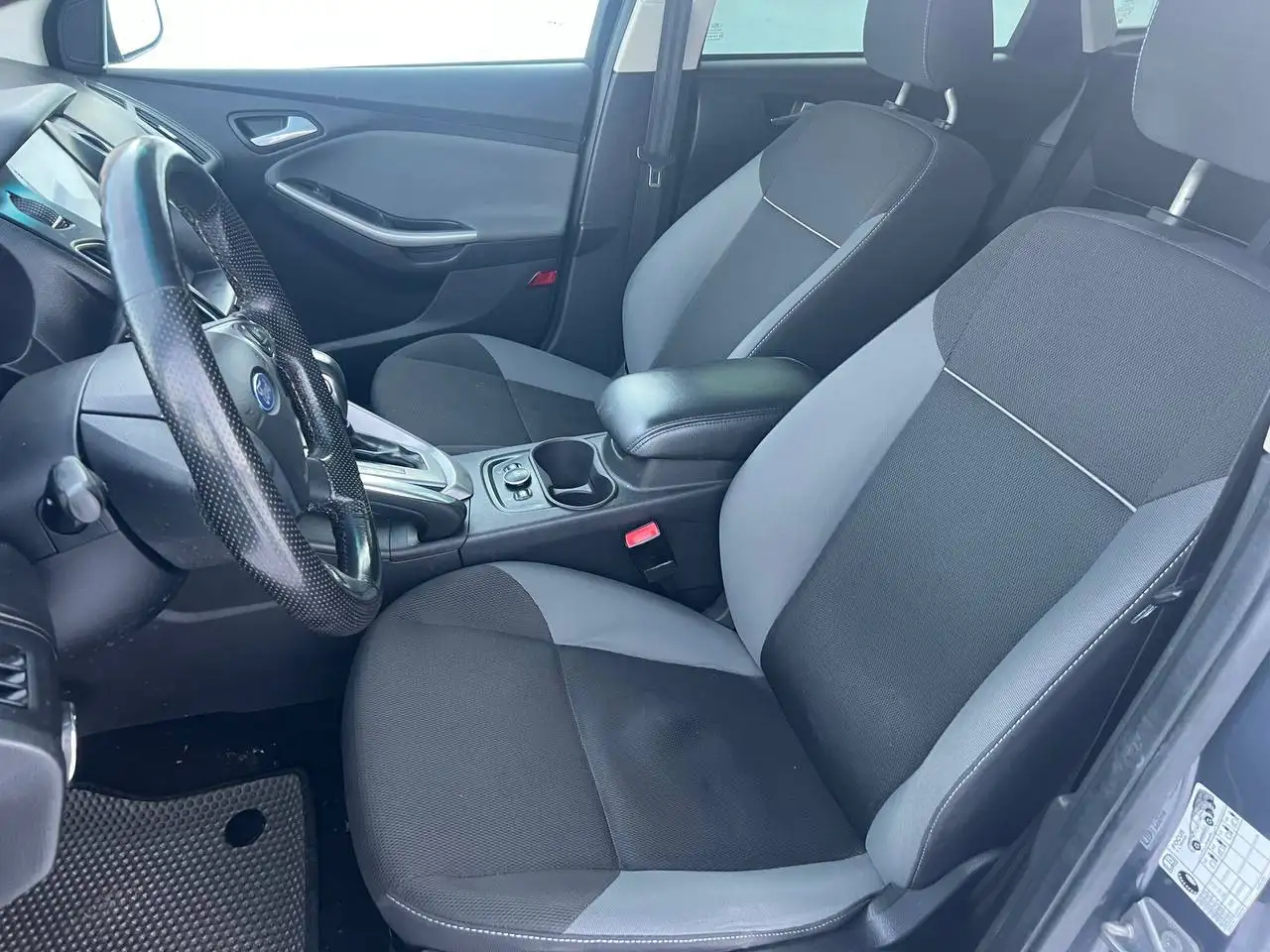 Ford Focus 2013 1.6 автомат - Авто в Саратов