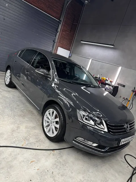 Volkswagen Tiguan 2012 года с пробегом 220000 км - ВАЗ (Lada) в Саратов