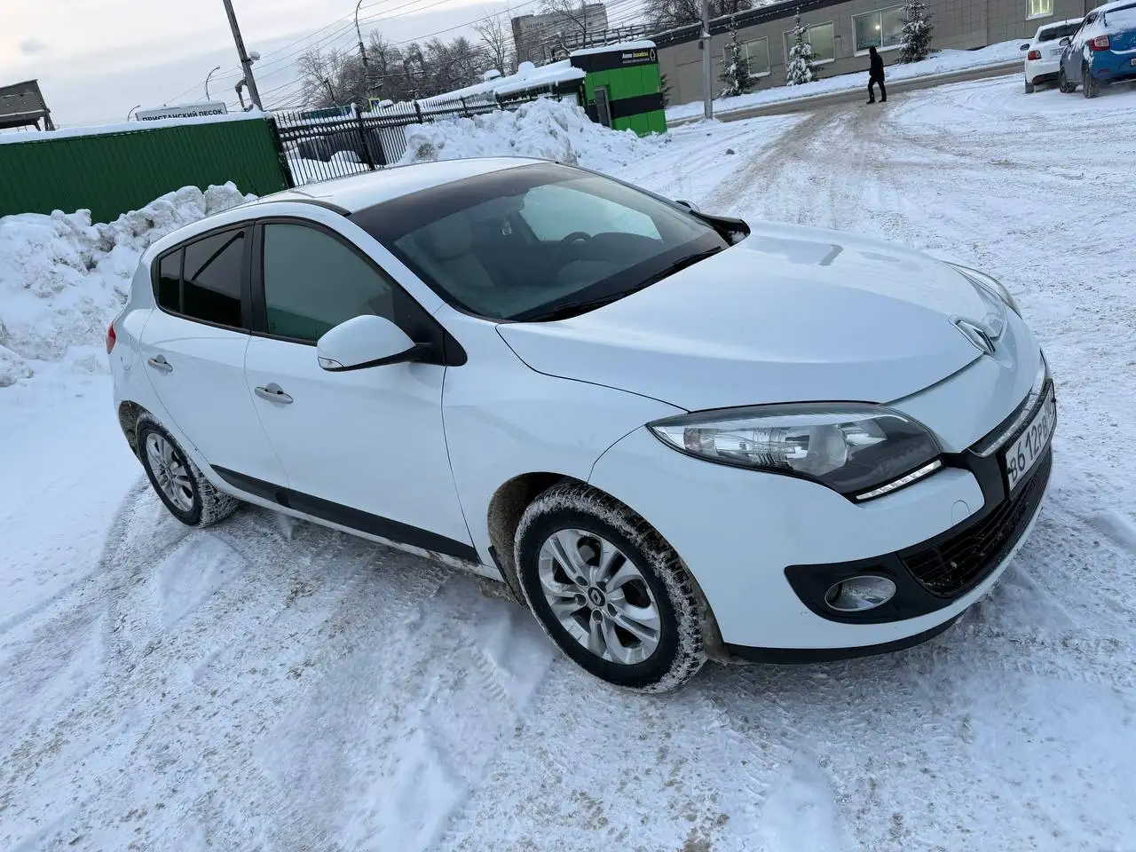 Продажа автомобиля 2012 года с автоматом - Авто в Саратов
