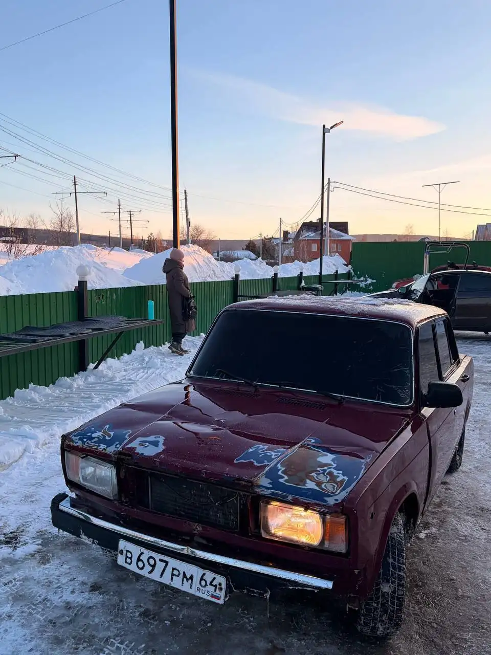 Продажа ВАЗ 2105 переделанной под 2107 - Авто в Саратов