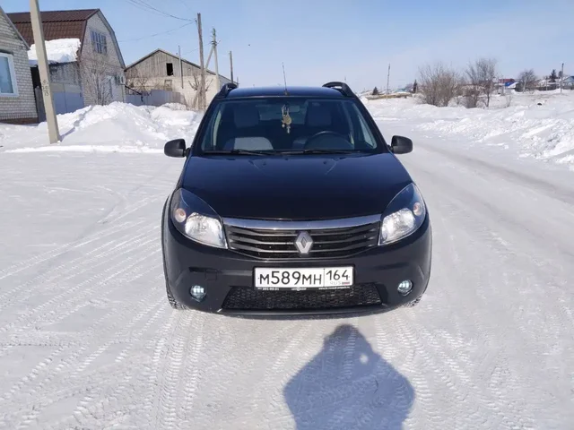 Рено Сандеро 2013 года - LADA в Саратов