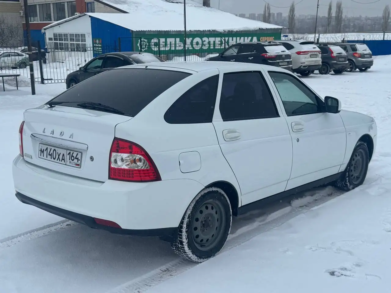Продажа Lada Priora 2 2015 года выпуска в отличном состоянии - Легковые автомобили (Авто) в Саратов