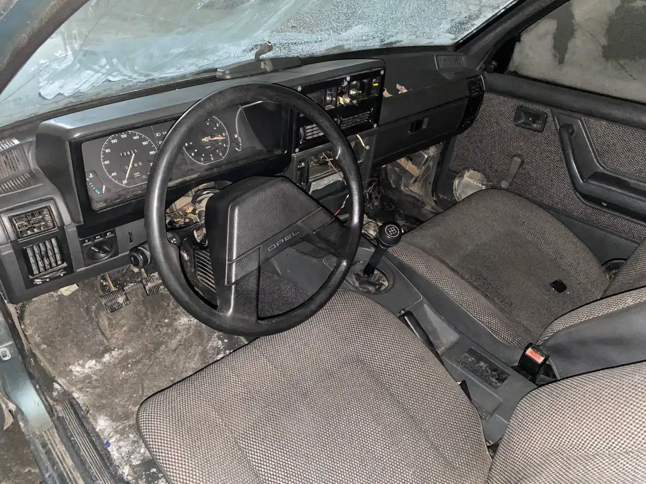 Опель рекорд 1987 года выпуска - Авто в Саратов